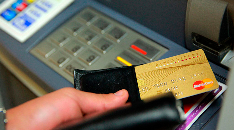 ¿La deuda de tarjetas de crédito le impide hacer crecer su negocio de limpieza del hogar?